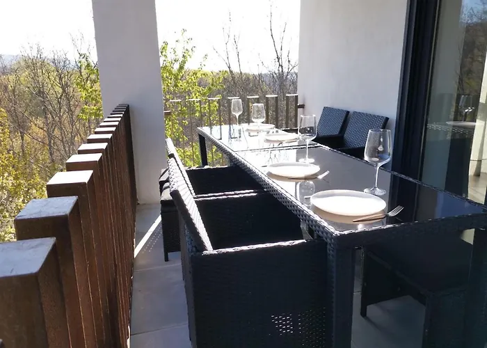 아파트 Marel Trefacio